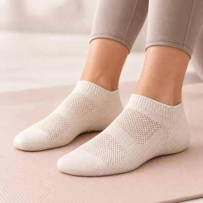 Ankle Pilates Grip Socks with Mesh-Knit Instep — Cream